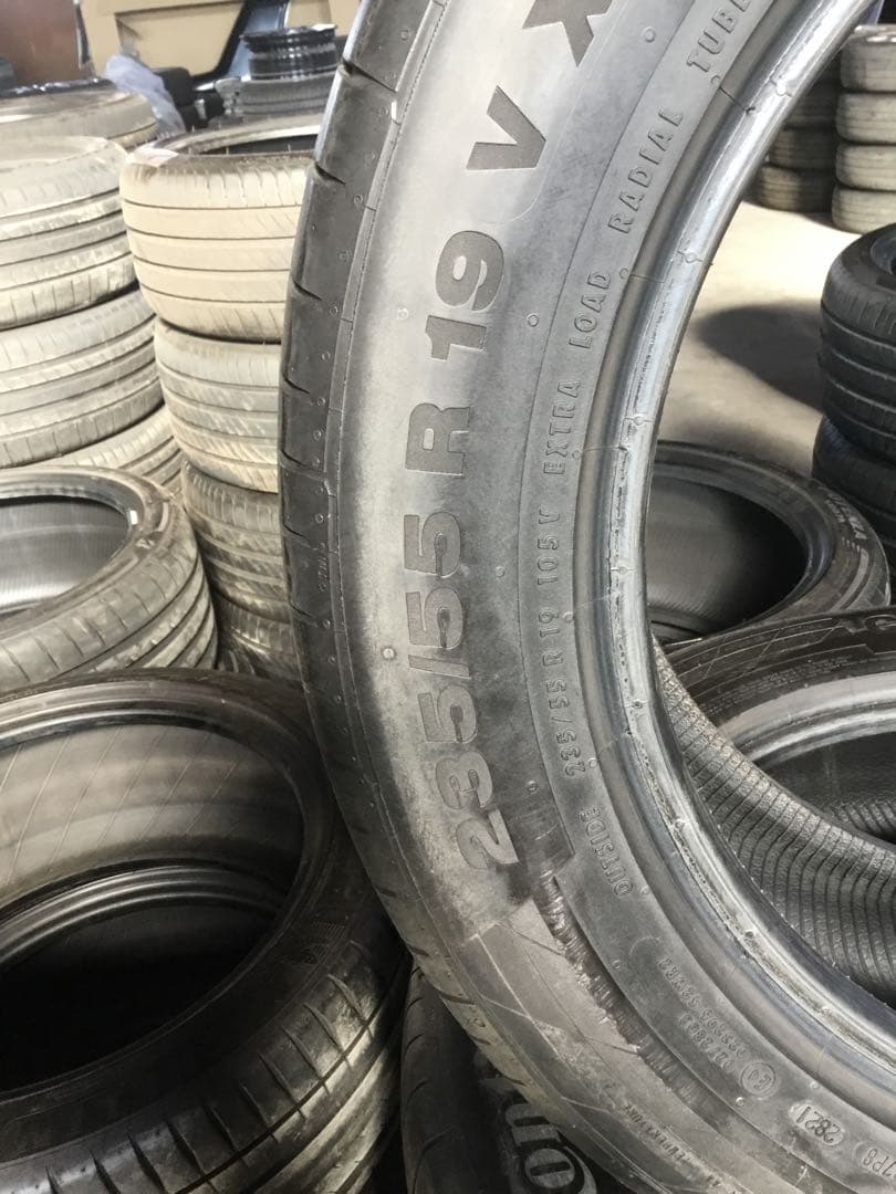 Continental サマータイヤ 235/55 R19 2021年製