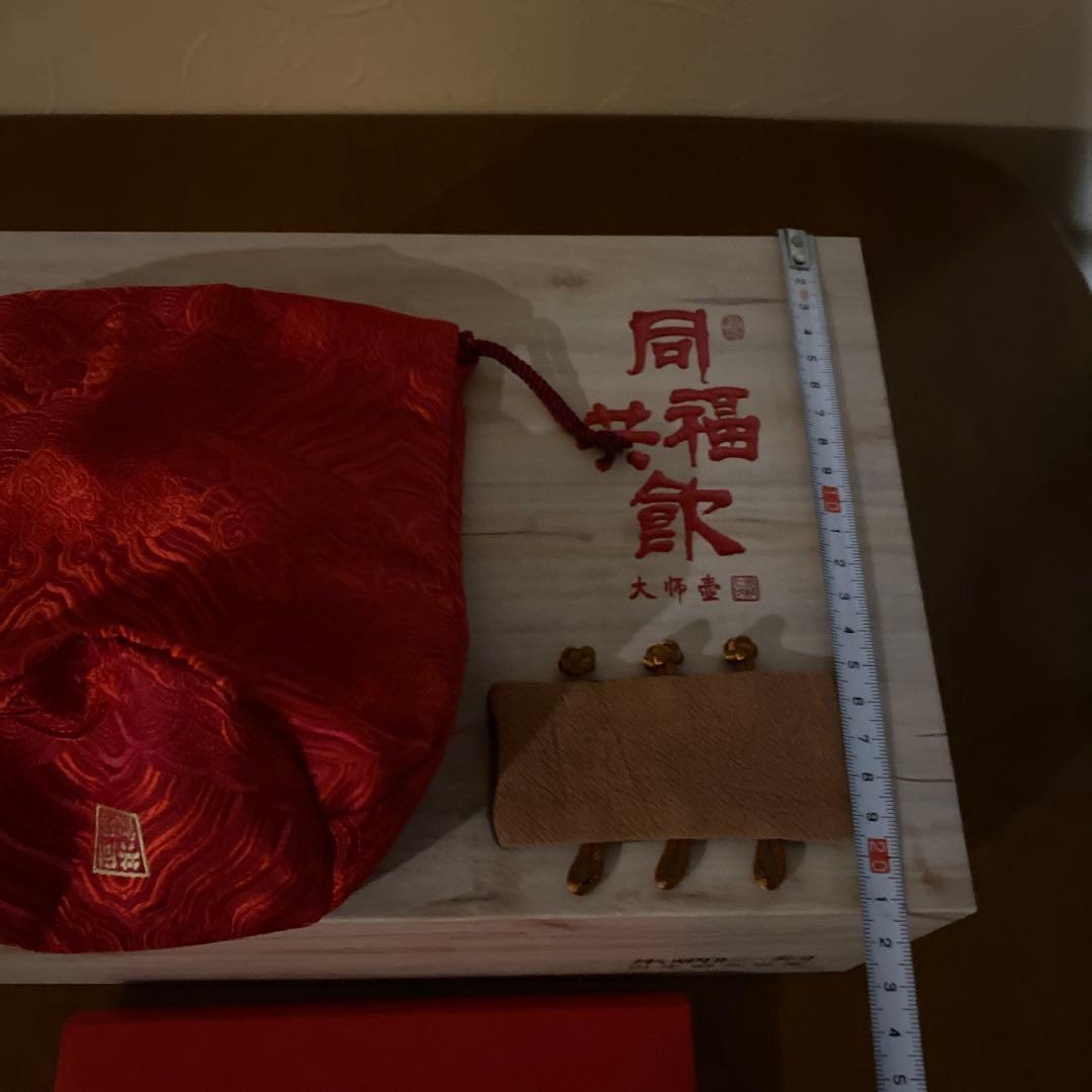 ティーポットセット中国の老舗ブランド「朱福青銅器」の5代目継承者 朱炳仁