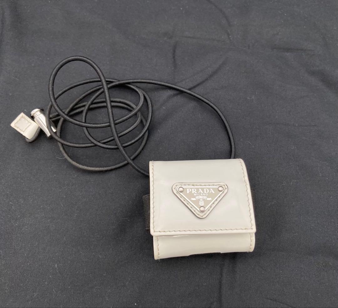 PRADA ブラッシュドレザーケース