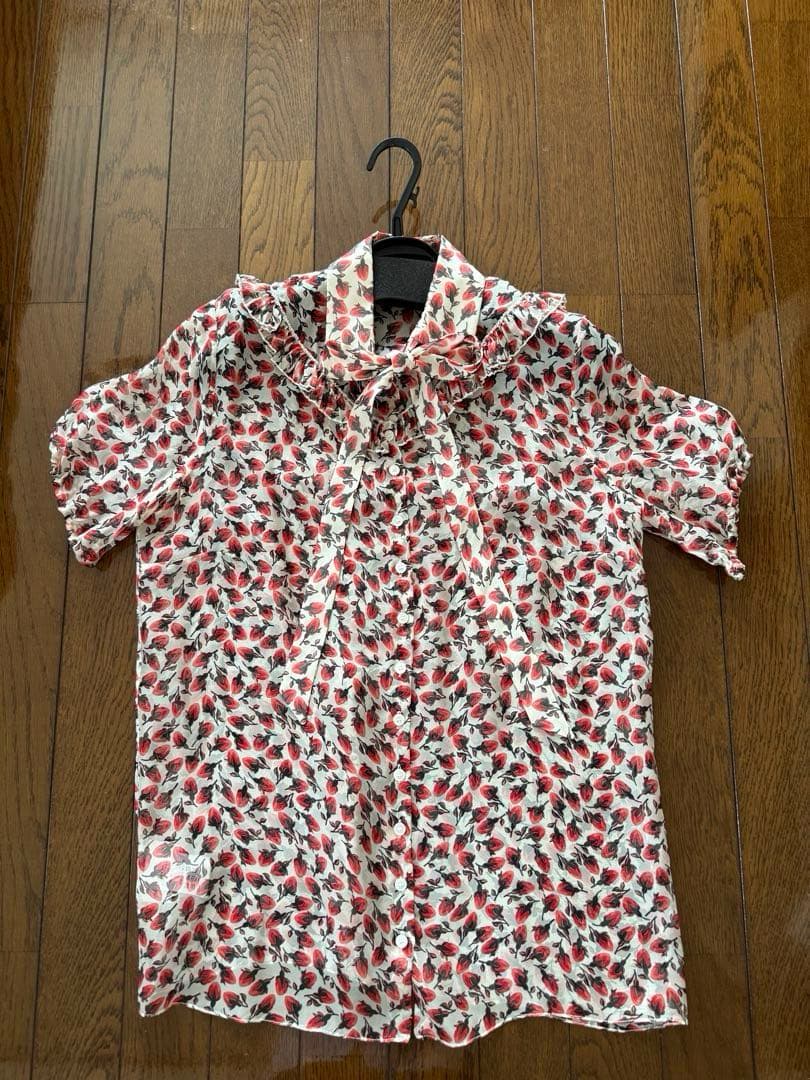 【美品】Rochas 花柄フリルシャツ