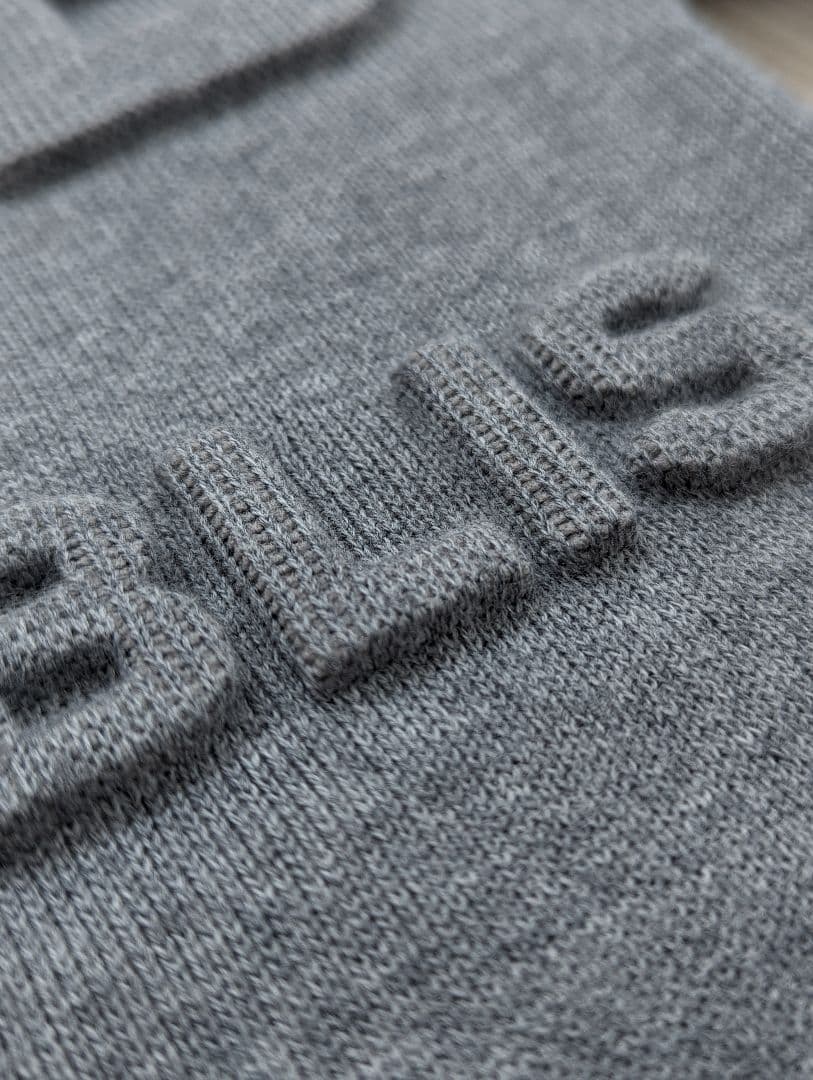 【BURBERRY】未使用ニットワンピース10Y 140cm