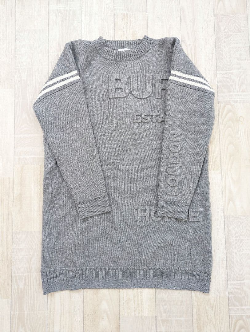 【BURBERRY】未使用ニットワンピース10Y 140cm