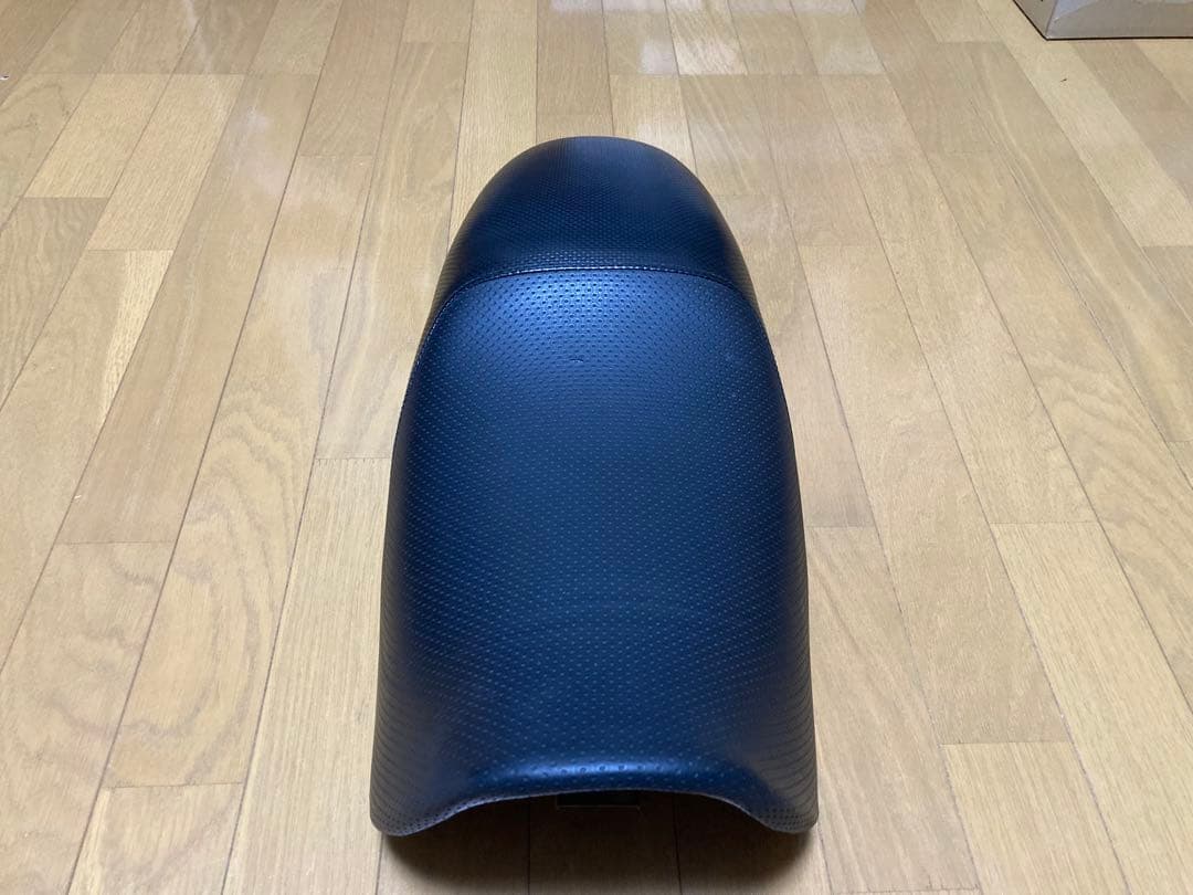 ヤマハSRX シート