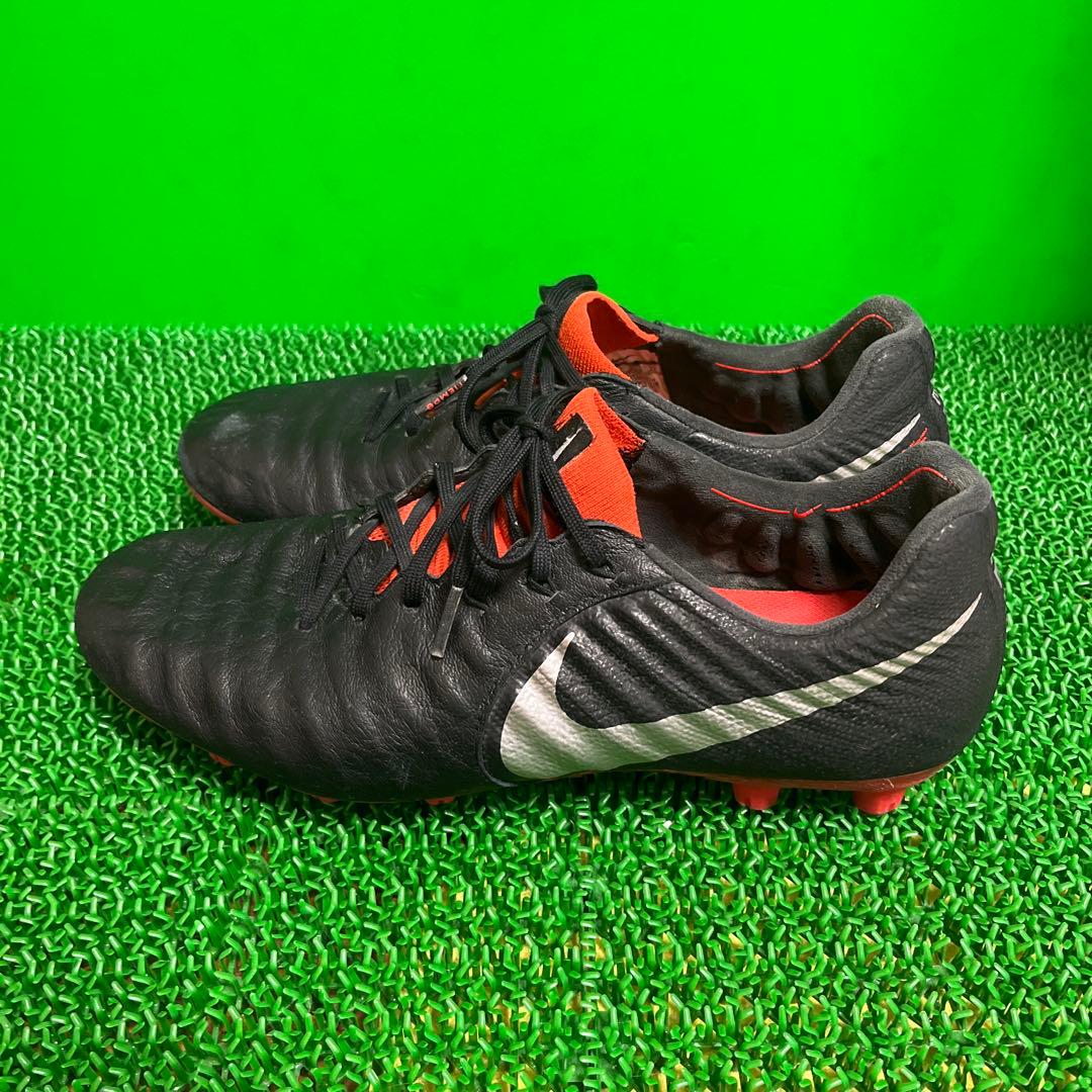 ナイキ サッカースパイク レジェンド 7 エリート HG(ブラック×レッド)