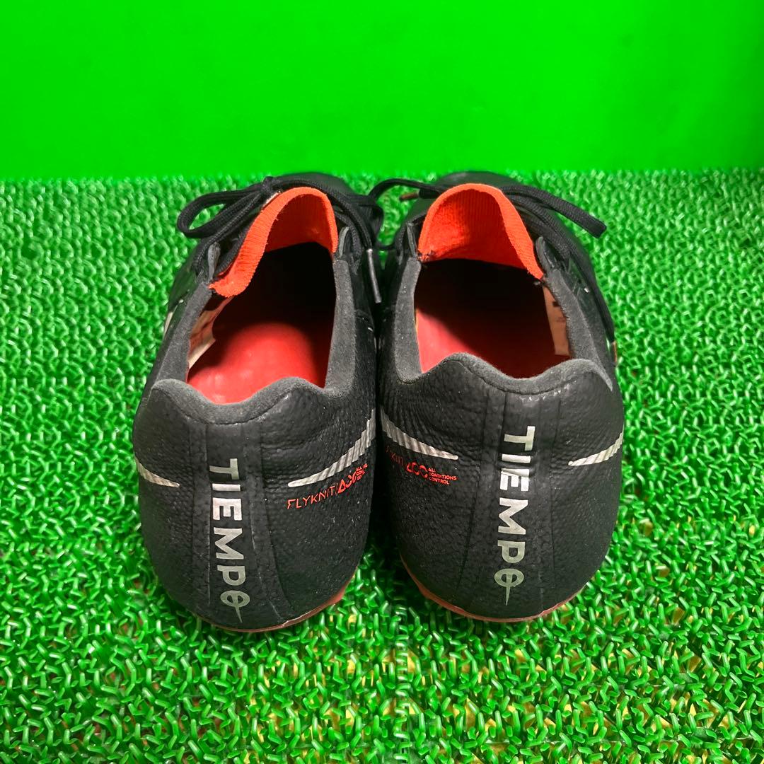 ナイキ サッカースパイク レジェンド 7 エリート HG(ブラック×レッド)