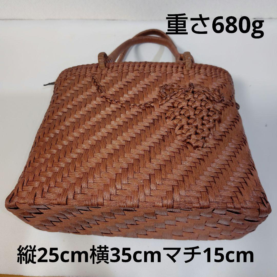 クラフトで作った山葡萄風網代編みかごバッグ