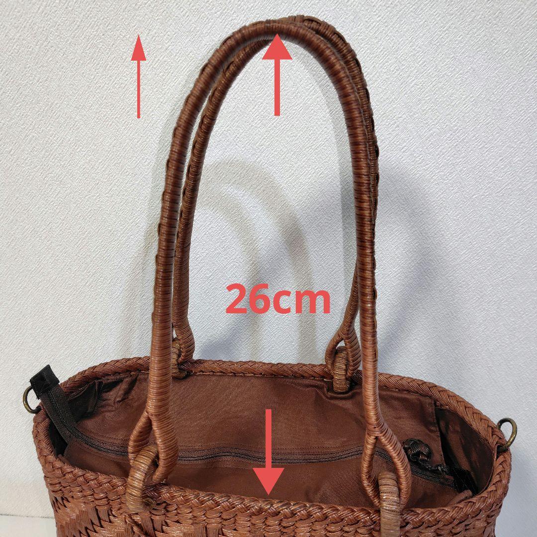 クラフトで作った山葡萄風網代編みかごバッグ