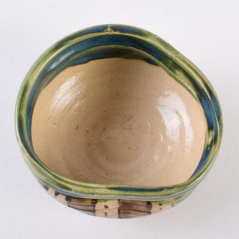 織部焼　古瀬戸窯　加藤作助作　手捻り茶碗　共箱　C　R8994