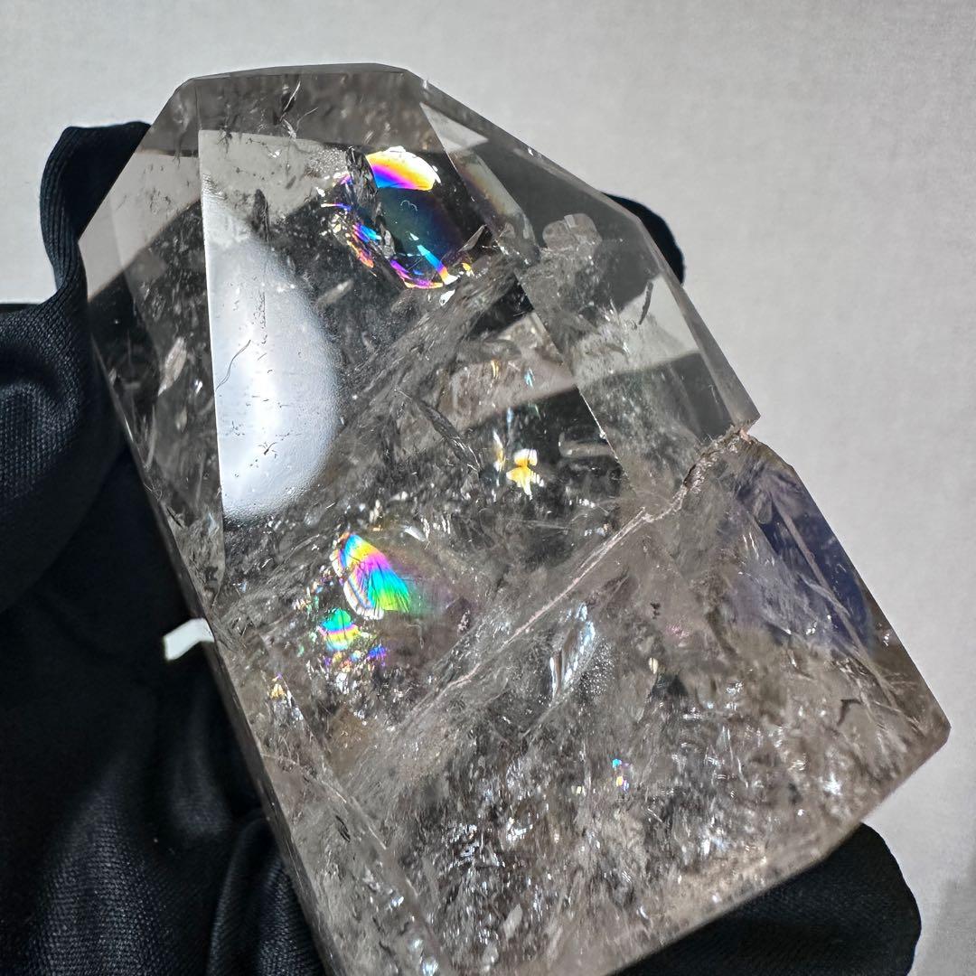 絶品❗虹入り水晶 ✴︎アイリスクォーツ 天然石 レインボー水晶 置物A1073