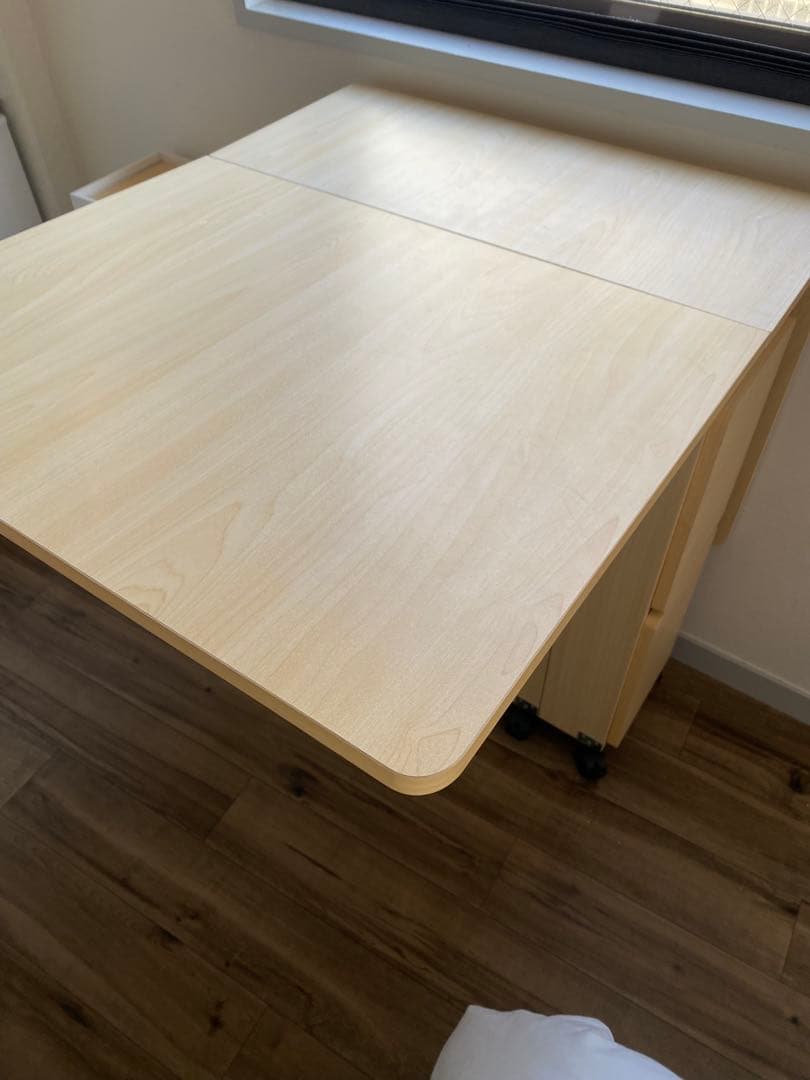 折りたたみ式ダイニングテーブル(引き取り限定)