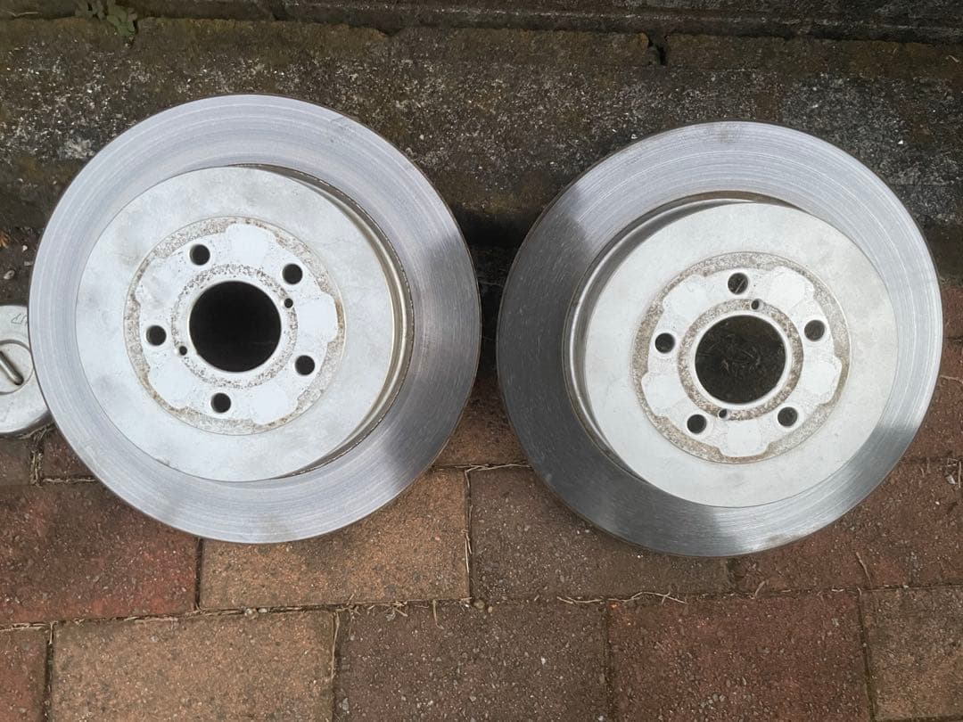 【もちょ】フォレスターインプレッサレガシィ等 リヤローター ブレンボ車用