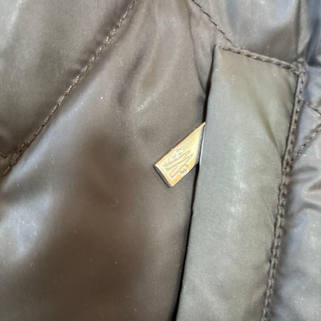 モンクレール　茶タグ　焦茶　ファーフード付き ダウンコート