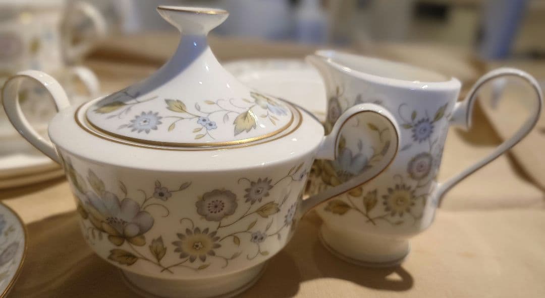 NARUMI BONE CHINA Baroness ティーセット6客