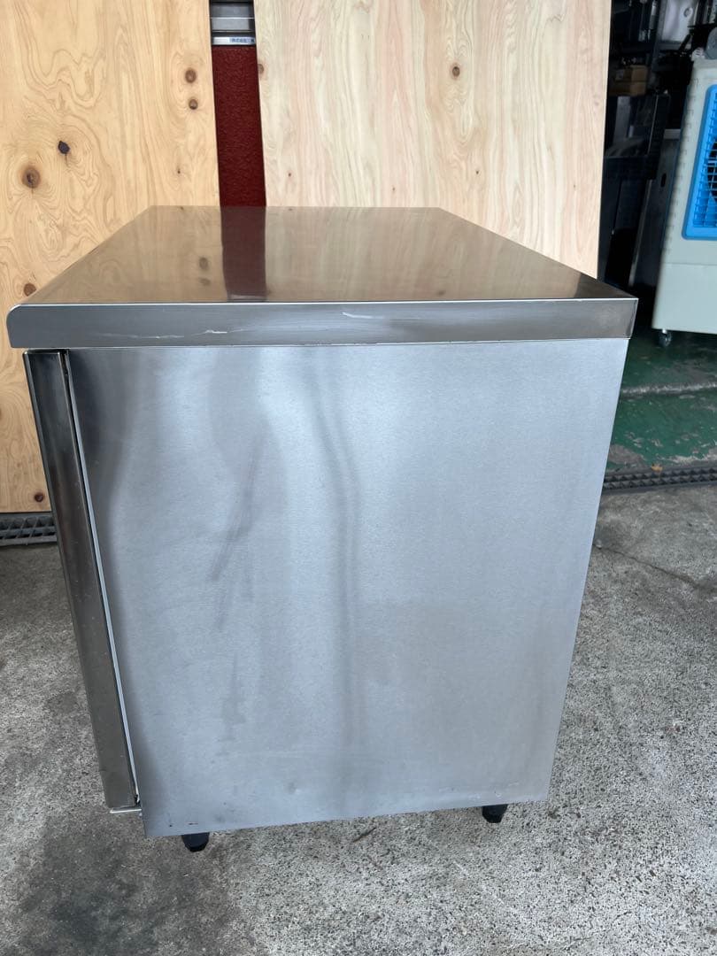 2017年 フクシマテーブル形冷凍庫 154L