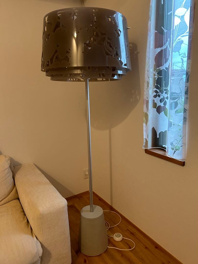 Louis Poulsen ルイスポールセン　コラージュ　フロアスタンド