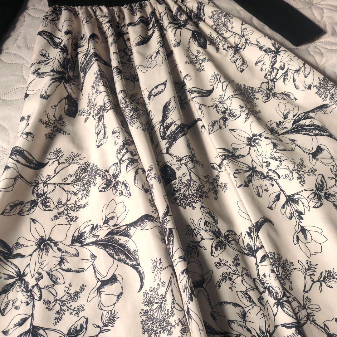 バーニーズニューヨーク　花柄ドッキングワンピース　ニット　長袖