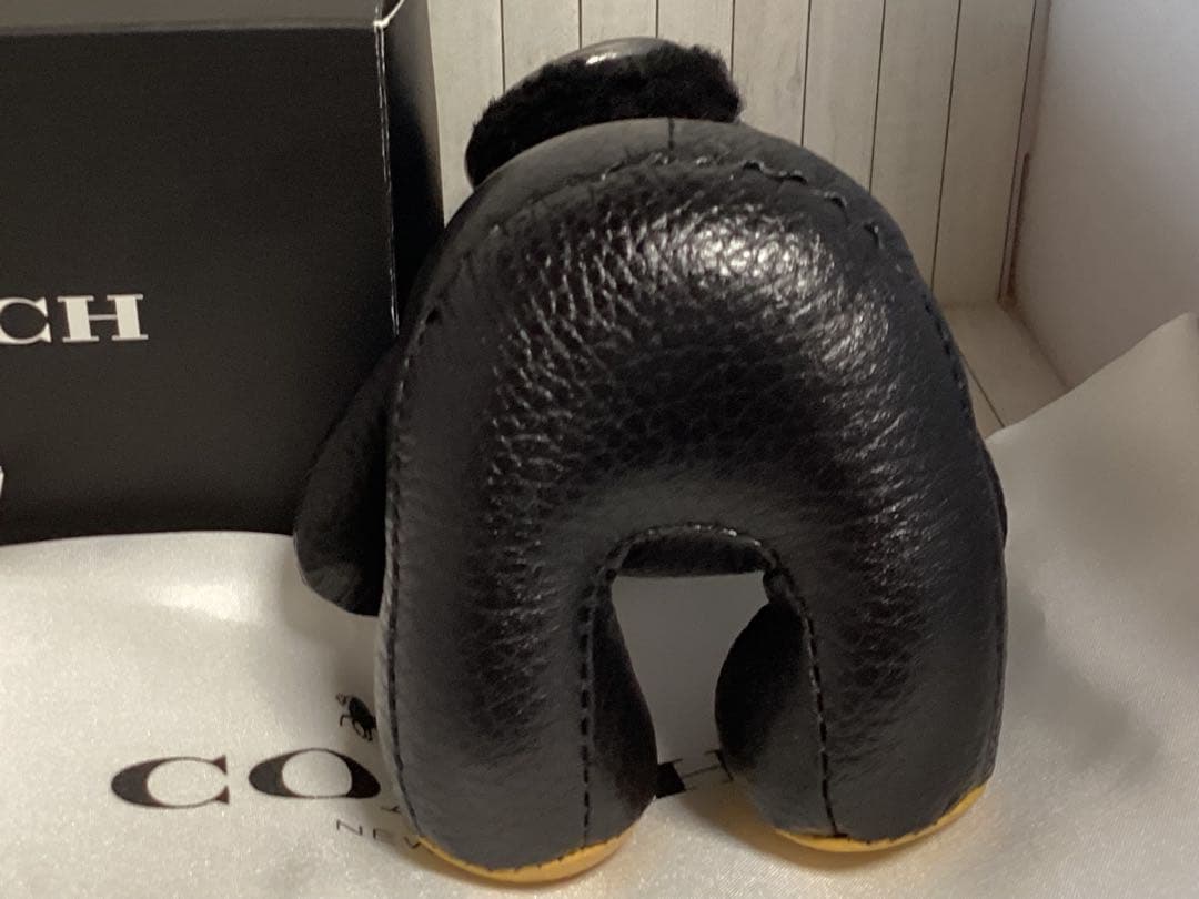 保存袋付き未使用美品コーチCOACH クマ型レザーキーホルダー貴重本物