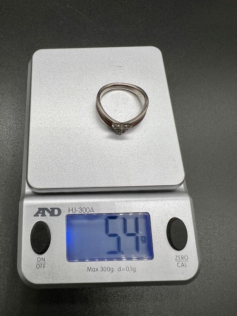 K18ホワイトゴールド ダイヤモンドリング　山崎裕見子・作