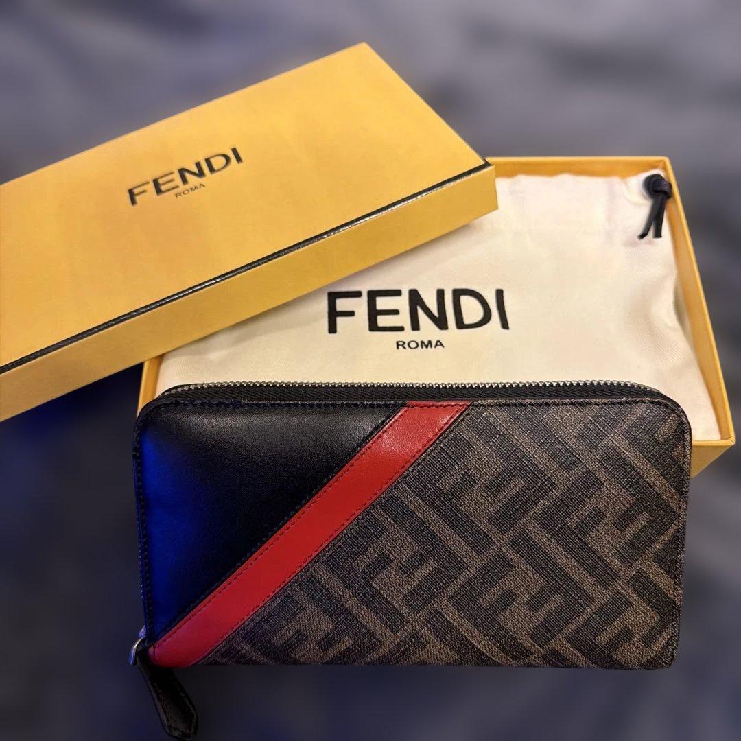 Fendi 長財布 ブラック/レッド