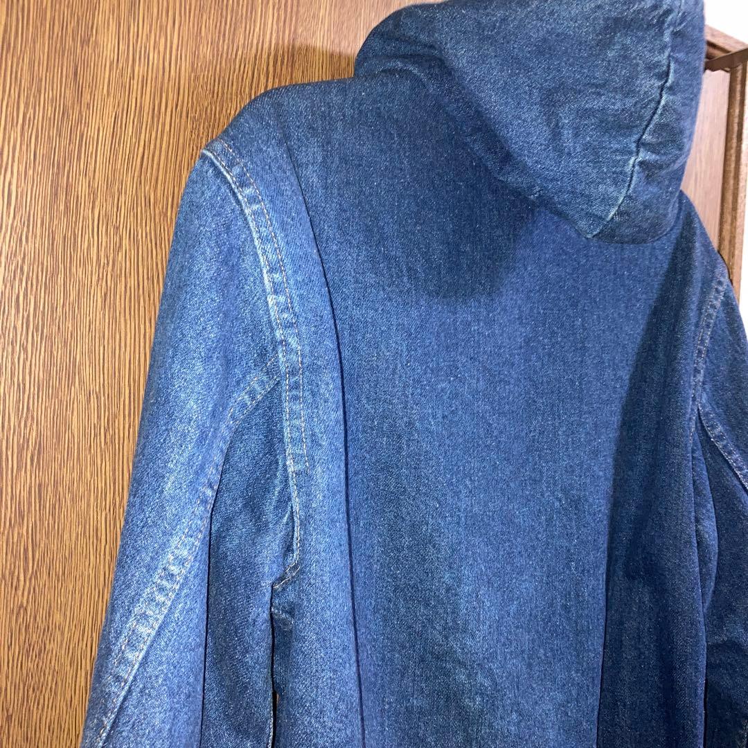 Carhartt 100周年アクティブパーカー