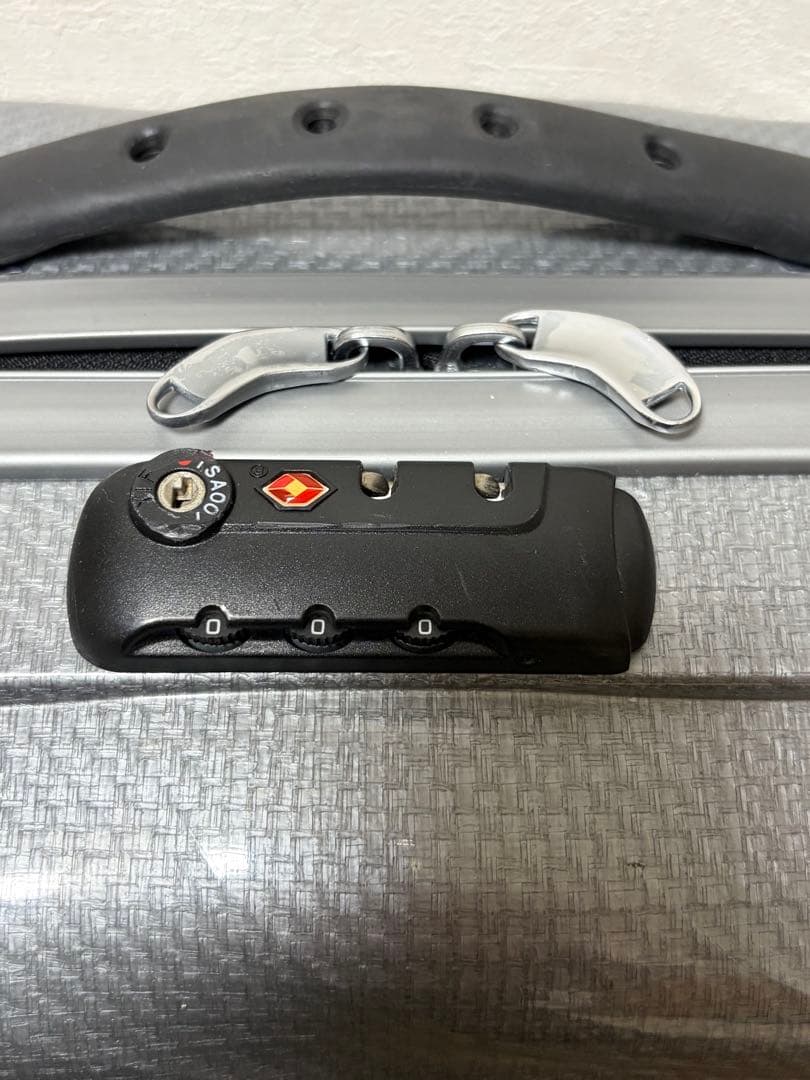 Samsonite サムソナイト コスモライト スピナー スーツケース