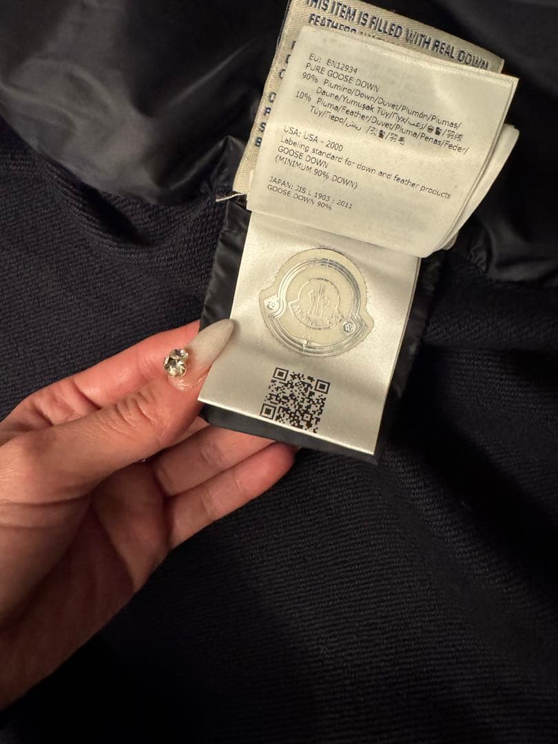 モンクレール フードパーカーネイビーダウン カーディガン ダウンジャケット