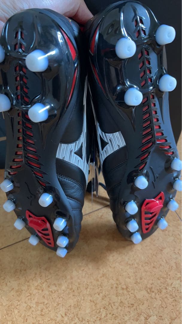 新品　モレリア　NEO4 サッカースパイク　ブラック　黒　ネオ4