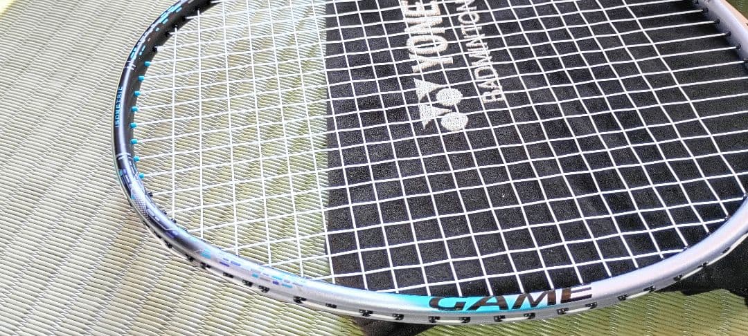 【美品】【2月1日20:00までの出品です】ヨネックス　アストロクス88Sゲーム