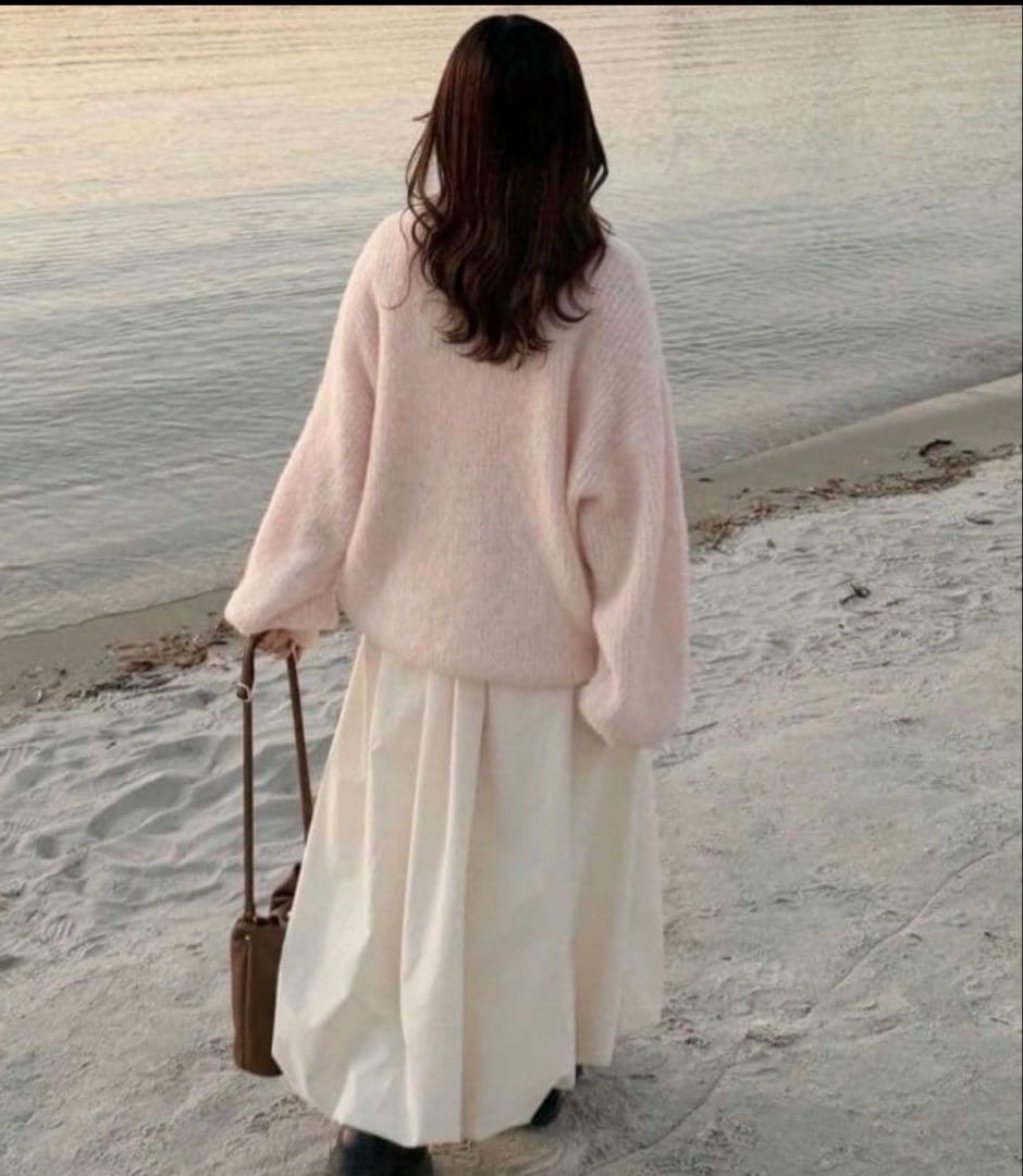 OLUN ハイネックモヘアライクニット