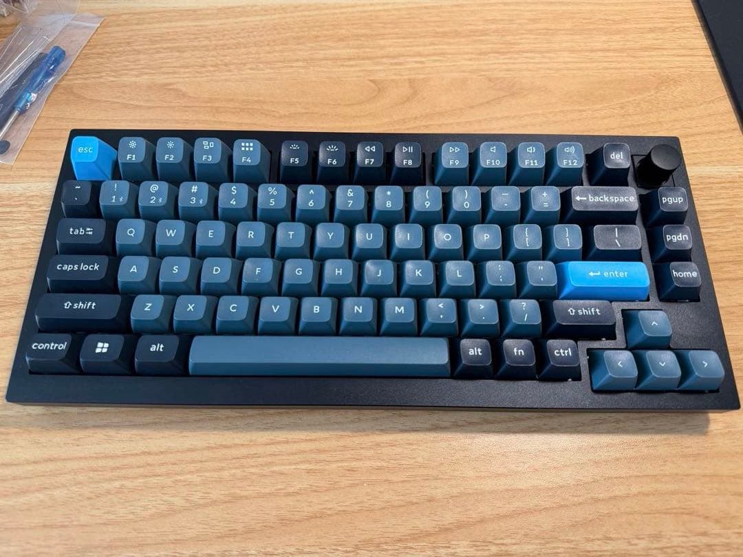 Keychron Q1 Pro US配列 Gateron Pro茶軸