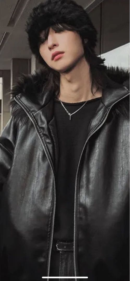 ブラックレザージャケット ファー付きフード