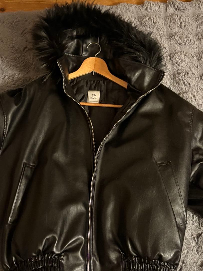 ブラックレザージャケット ファー付きフード