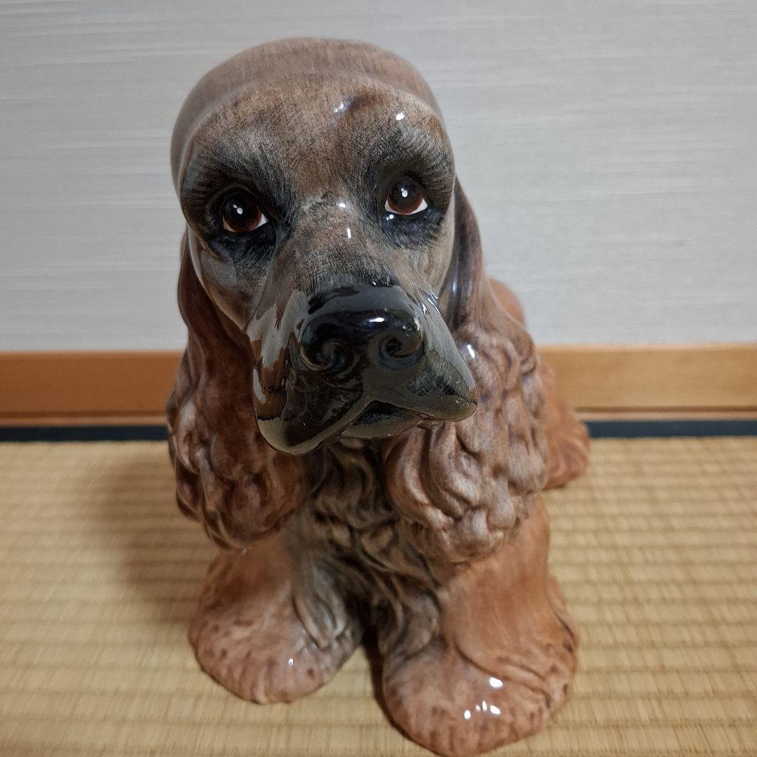 陶器製犬の置物