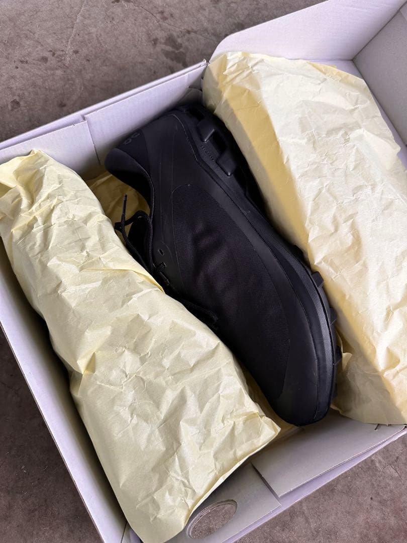 靴 On Cloudventure Peak PAF 1 M All Black