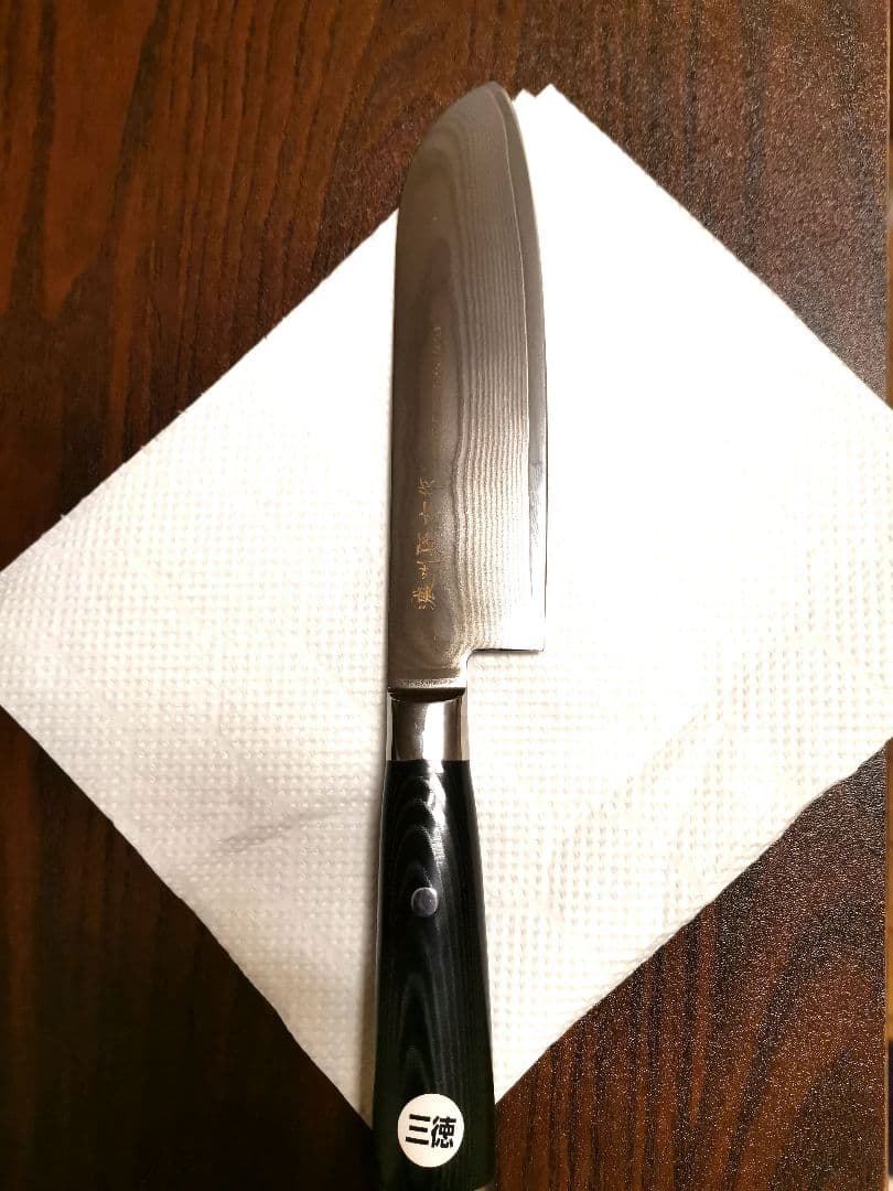 【未使用品】ダマスカス三徳包丁　濃州孫六作