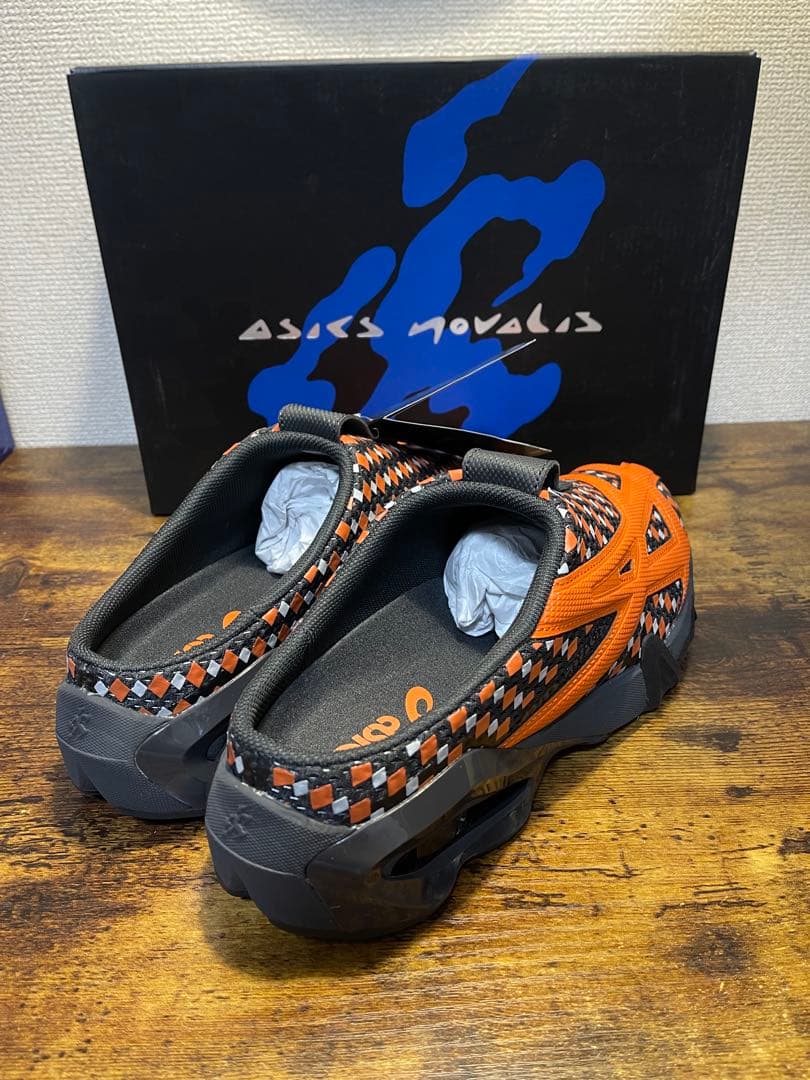 Kiko kostadinov x ASICS Novalis オレンジ