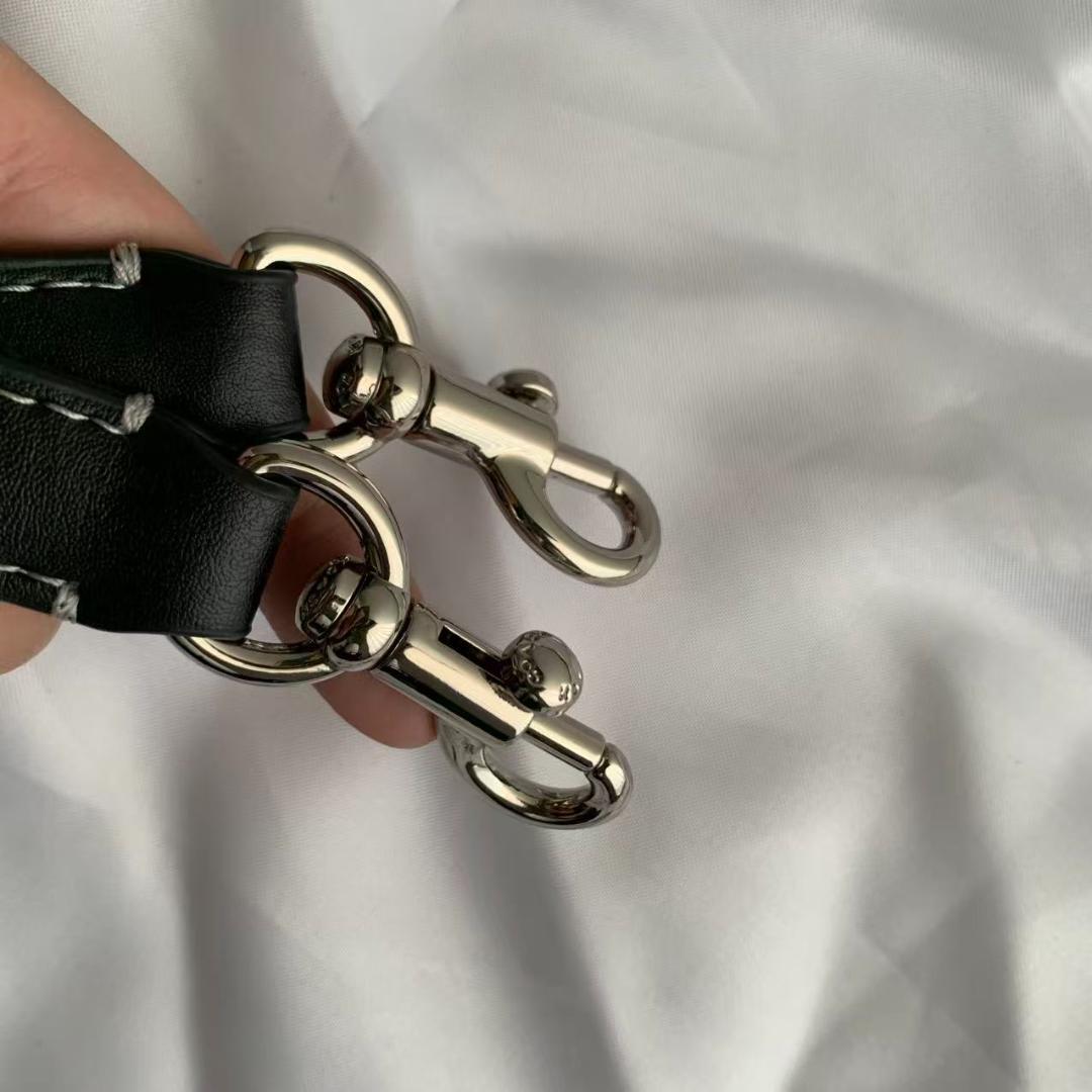 美品✨コーチ カーゴ トート 26 スヌーピー コラボ ブラック CBF70