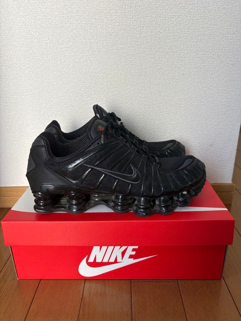 ナイキショックスTL ブラック