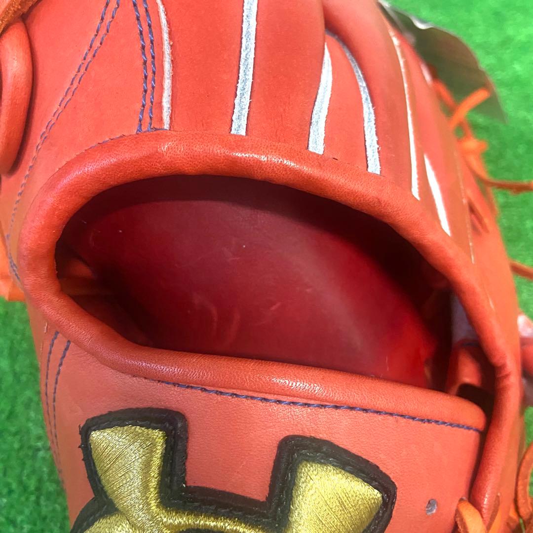 【未使用品】　アンダーアーマー　硬式用　外野手　グローブ　野球　左利き