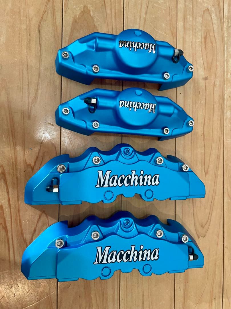 エルグランド　Macchina ブレーキキャリパーカバー　 アルマイトブルー