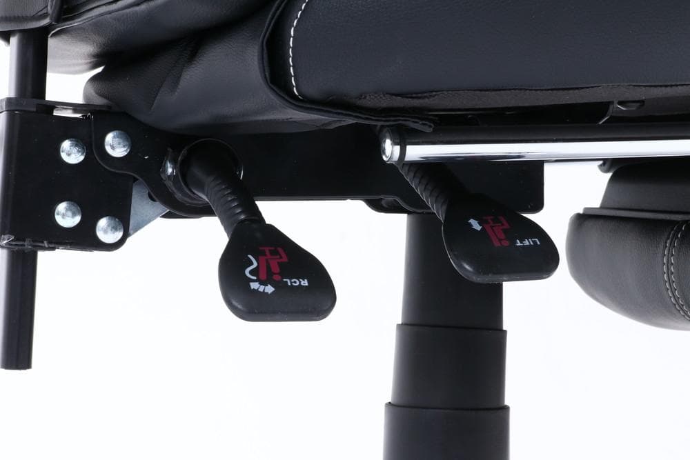 【新品・送料無料】リクライニングチェア　ゼクス　ブラック