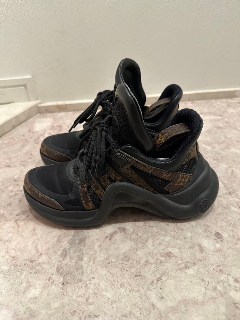 louisvuitton LVアークライト・ライン スニーカー　35.5