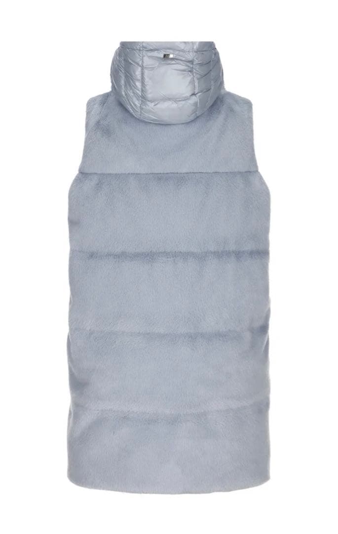 h*a様 HERNO 38M阪急梅田店にて購入品。エコファーダウンベスト フード