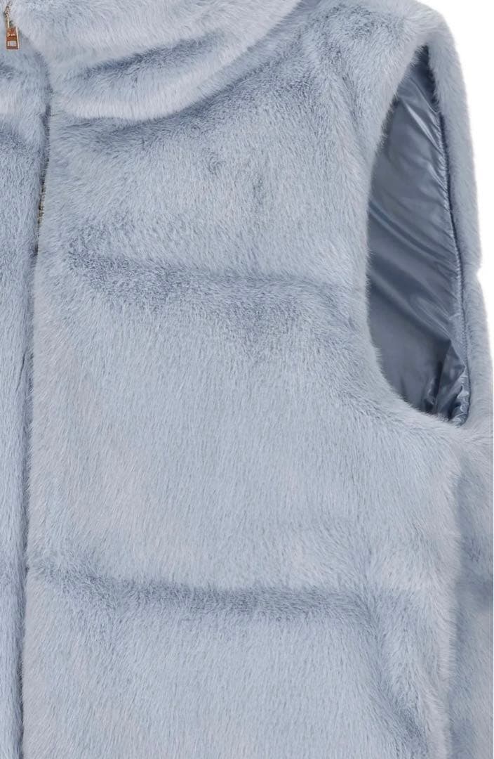 h*a様 HERNO 38M阪急梅田店にて購入品。エコファーダウンベスト フード