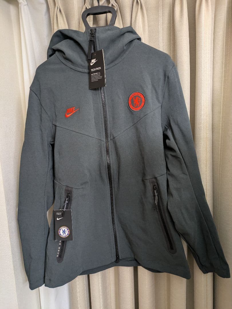 チェルシー　19-20シーズン　テックパックフーディー