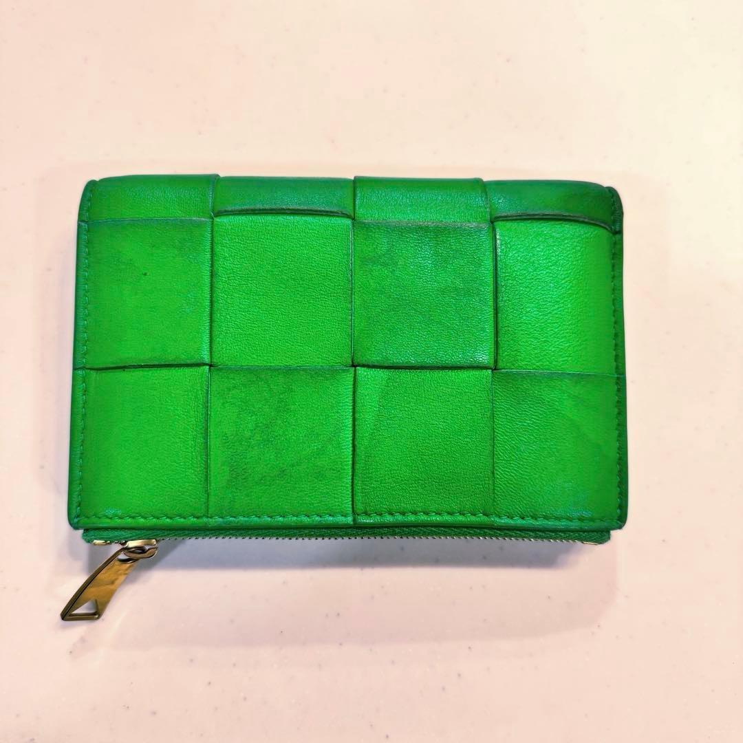 ボッテガヴェネタ 折り財布 カセット イントレチャート レザー 現行 グリーン