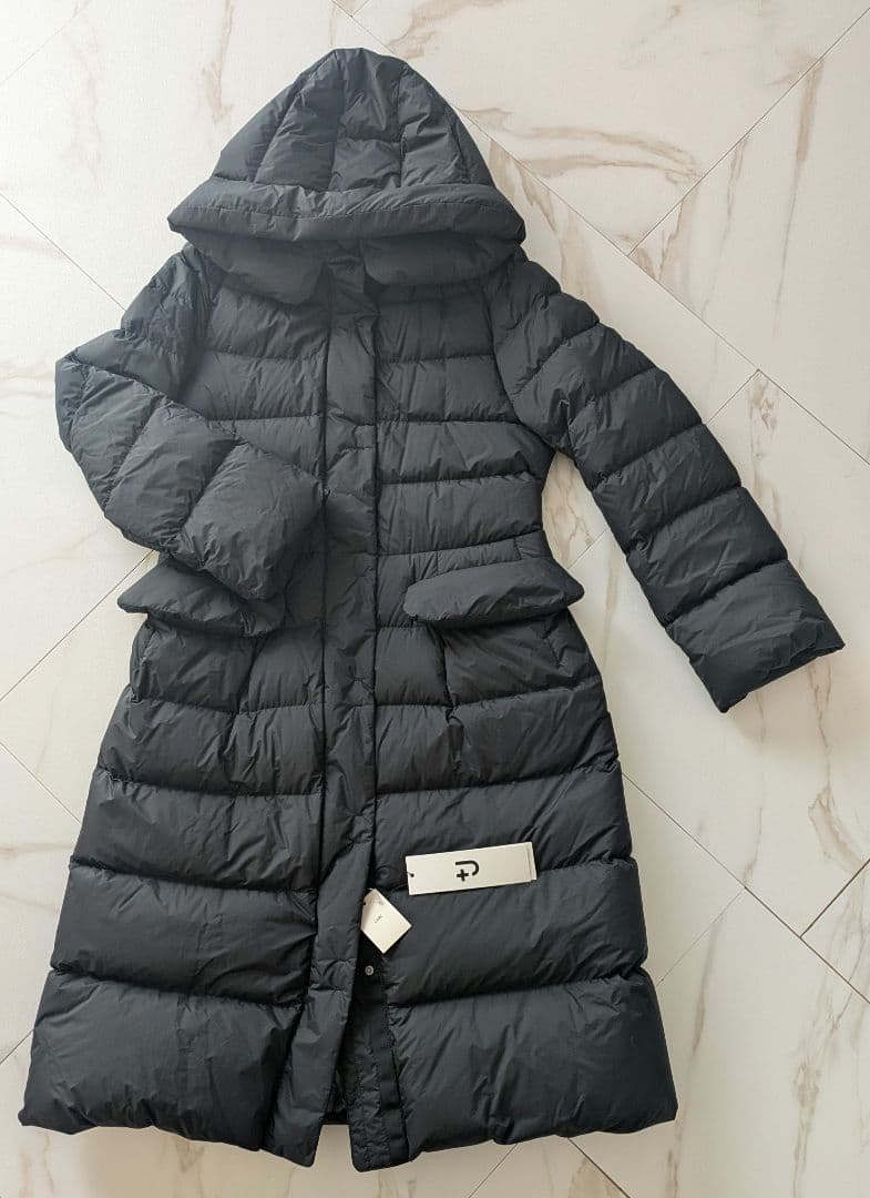 +J UNIQLO　ウルトラライトダウンコート