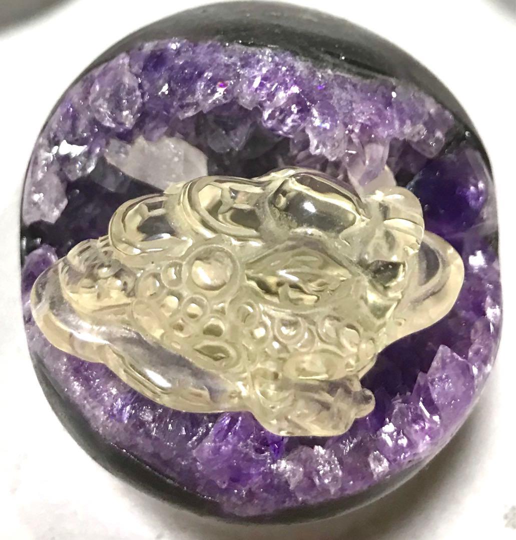 天然石　ウルグアイ産　アメジスト　笑口　ドーム　共生