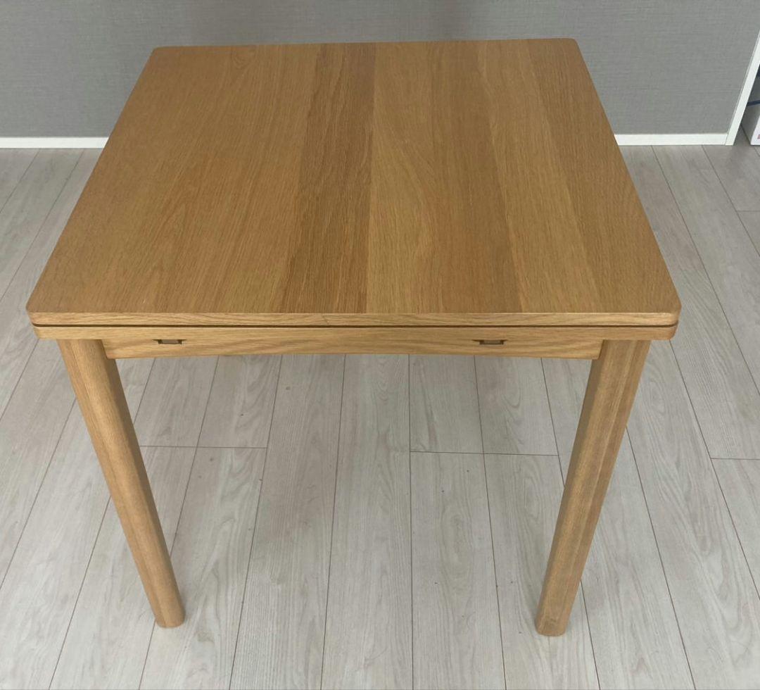 unico TRITO　ダイニングテーブル