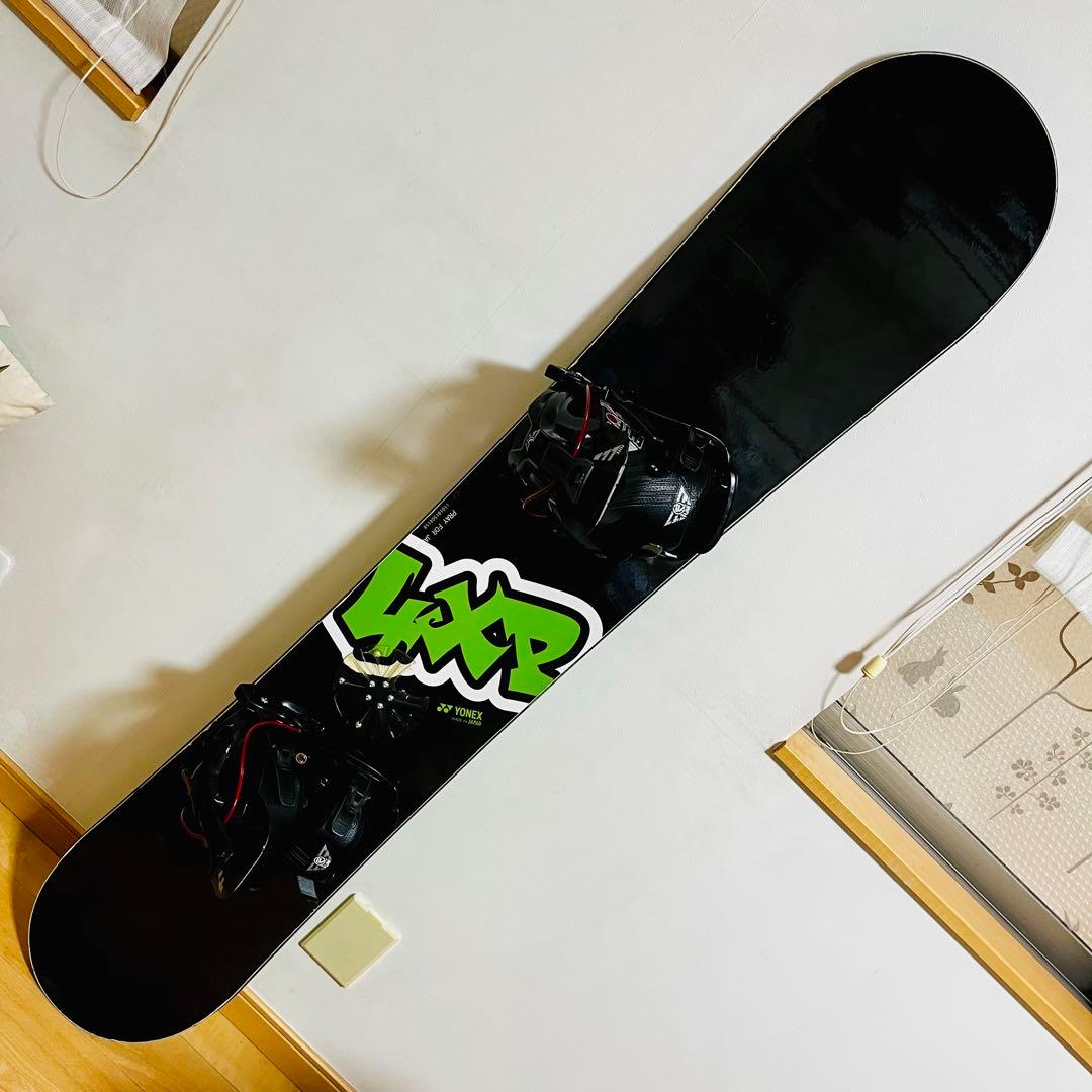 美品 YONEX×FLOW フロウ ビンディング付スノーボードセット ヨネックス